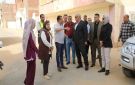 محافظ الوادى الجديد يتفقد المرحلة الثانية من رصف حى البرى بمدينة الخارجة