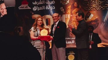 البعض لا يتغيرون مهما حاولت .. تدوينة للفنان محمد صبحي بعد فيديو متداول له في حالة انفعال البعض لا يتغيرون مهما حاولت .. تدوينة للفنان محمد صبحي بعد فيديو متداول له في حالة انفعال