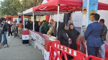 بالطوابير.. إقبال كثيف من السيدات أمام اللجان الانتخابية بـإمباية