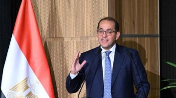 كجوك: خفض ضريبة القيمة المضافة على الأجهزة الطبية إلى 5 وإعفاء مدخلات الغسيل الكلوي 