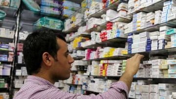 فوضى الروشتات .. قانون الصيدلة: لا صرف أدوية دون روشتة معتمدة وعقوبات صارمة للمخالفين فوضى الروشتات .. قانون الصيدلة: لا صرف أدوية دون روشتة معتمدة وعقوبات صارمة للمخالفين