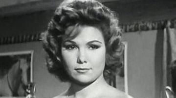 فى ذكراها .. سر زواج برلنتي عبد الحميد من عبد الحكيم عامر واعتقالها فى ذكراها .. سر زواج برلنتي عبد الحميد من عبد الحكيم عامر واعتقالها