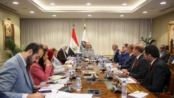 وزير قطاع الأعمال العام: 23 نموا في ايرادات الشركات القابضة للسياحة والفنادق خلال 4 أشهر وزير قطاع الأعمال العام: 23 نموا في ايرادات الشركات القابضة للسياحة والفنادق خلال 4 أشهر