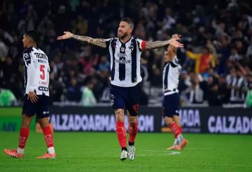 وكلاء راموس يعرضونه على ميلان تمهيدا لعودة محتملة إلى أوروبا وكلاء راموس يعرضونه على ميلان تمهيدا لعودة محتملة إلى أوروبا