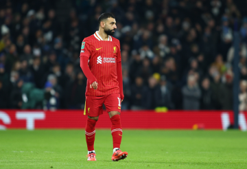 بأغنية حزينة.. علاء مبارك يدعم صلاح في أزمته مع ليفربول (فيديو) بأغنية حزينة.. علاء مبارك يدعم صلاح في أزمته مع ليفربول (فيديو)