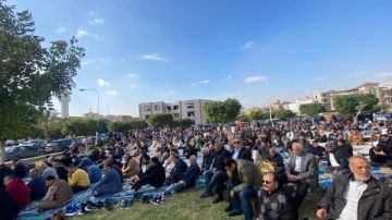 بالدموع والدعاء.. حشود غفيرة تودع النائب الراحل أحمد جعفر