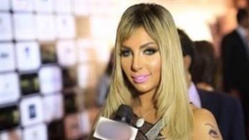 قرار من الجنايات بـ عرض سارة خليفة على الطب الشرعي في قضية تصنيع المخدرات قرار من الجنايات بـ عرض سارة خليفة على الطب الشرعي في قضية تصنيع المخدرات