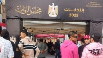 إقبال كثيف منذ الدقائق الأولى لفتح اللجان بدائرة إمبابة بالجيزة