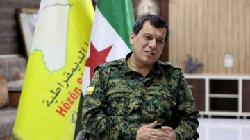 خلال زيارة إلى دمشق.. مظلوم عبدي يعزز مسار التفاوض بين قسد والحكومة السورية