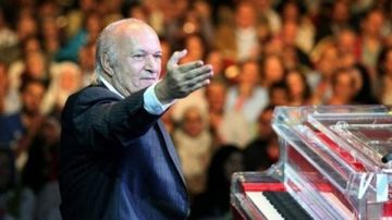 عمر خيرت يطمئن جمهوره بعد وعكته الصحية ويكشف موعد أول حفلاته