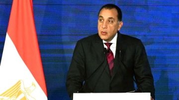 مدبولي : الحكومة تضع دعم البحث العلمي والابتكار على رأس الأولويات مدبولي : الحكومة تضع دعم البحث العلمي والابتكار على رأس الأولويات