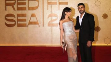 شاهد مي عمرو مع محمد سامي من مهرجان البحر الأحمر السينمائي شاهد مي عمرو مع محمد سامي من مهرجان البحر الأحمر السينمائي