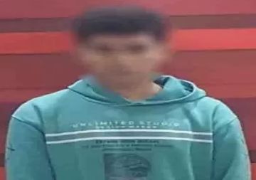 ضبط طالب ادعى تقديم شخصين رشاوى مالية للمواطنين في الفيوم ضبط طالب ادعى تقديم شخصين رشاوى مالية للمواطنين في الفيوم