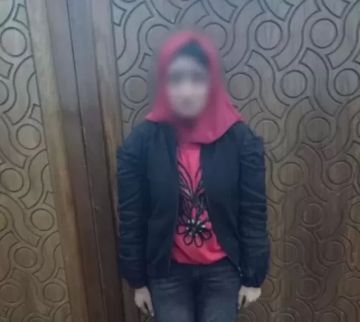 ضبط فتاة بالإسكندرية تستقطب الرجال عبر إعلان لممارسة الأعمال المنافية للآداب على صفحة بمواقع التواصل