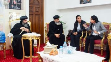 في مقر المطرانية.. الأنبا مينا يتابع ملف التنمية بالمجتمعات التابعة للإيبارشية في مقر المطرانية.. الأنبا مينا يتابع ملف التنمية بالمجتمعات التابعة للإيبارشية