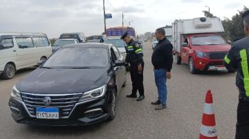 محافظ الدقهلية يتابع حملة للكشف عن تعاطي المواد المخدرة والمخالفات المرورية محافظ الدقهلية يتابع حملة للكشف عن تعاطي المواد المخدرة والمخالفات المرورية