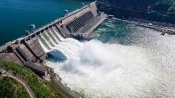 وفد سيمنز إنرجي-مصر يتفقد مشروع إحلال محولات القدرة بمحطة السد العالي وخزان أسوان وفد سيمنز إنرجي-مصر يتفقد مشروع إحلال محولات القدرة بمحطة السد العالي وخزان أسوان