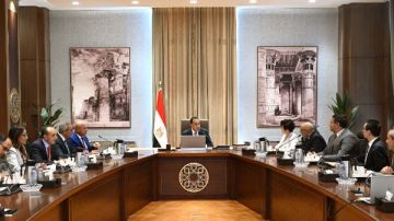 الوزراء يوافق على إنشاء كلية الهندسة بجامعة مدينة السادات الوزراء يوافق على إنشاء كلية الهندسة بجامعة مدينة السادات