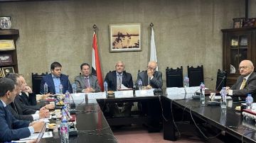 رجال الأعمال تطالب بحوافز لتوسيع استخدامات الذكاء الاصطناعي في الزراعة رجال الأعمال تطالب بحوافز لتوسيع استخدامات الذكاء الاصطناعي في الزراعة