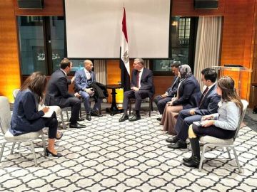 وزير البترول المصري يبحث مع مؤسسات مالية عالمية آليات التمويل لمشروعات التعدين