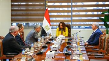 تنسيق بين لجان البرلمان والتنمية المحلية والبيئة لدعم مشروعات الطاقة النظيفة تنسيق بين لجان البرلمان والتنمية المحلية والبيئة لدعم مشروعات الطاقة النظيفة