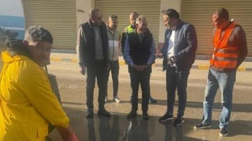 رئيس مياه كفر الشيخ يتفقد أعمال كسح تجمعات الأمطار صور رئيس مياه كفر الشيخ يتفقد أعمال كسح تجمعات الأمطار صور