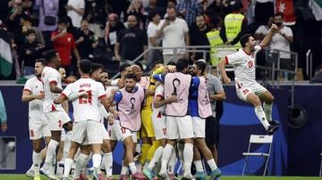 مجموعة مصر.. الأردن تهزم الإمارات وتخطف الصدارة في كأس العرب مجموعة مصر.. الأردن تهزم الإمارات وتخطف الصدارة في كأس العرب