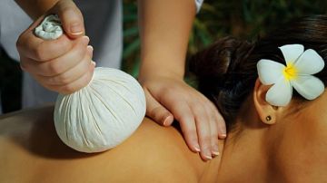هل يجوز عمل مساج للسيدات ؟.. الإفتاء تحذر وتكشف الضوابط الشرعية هل يجوز عمل مساج للسيدات ؟.. الإفتاء تحذر وتكشف الضوابط الشرعية