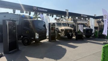 صنع في مصر مدرعات وكاسحات ألغام بجناح مجموعة أمستون الدولية بمعرض إيديكس 2025 صنع في مصر مدرعات وكاسحات ألغام بجناح مجموعة أمستون الدولية بمعرض إيديكس 2025