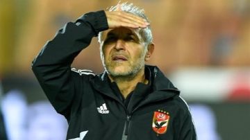 شوبير يكشف تفاصيل اتصال بكولر: ما زال غير مصدق رحيله عن الأهلي شوبير يكشف تفاصيل اتصال بكولر: ما زال غير مصدق رحيله عن الأهلي