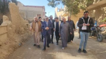 محافظ مطروح: تخصيص قطعة أرض لانشاء نقطة إسعاف قبل سيوة لخدمة الطريق محافظ مطروح: تخصيص قطعة أرض لانشاء نقطة إسعاف قبل سيوة لخدمة الطريق