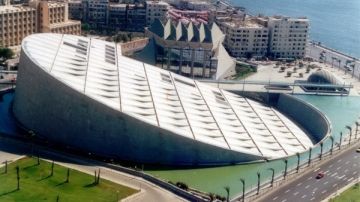 مدير أكاديمية العالم للعلوم للدول النامية يزور مكتبة الإسكندرية مدير أكاديمية العالم للعلوم للدول النامية يزور مكتبة الإسكندرية