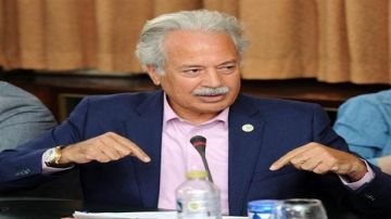 عصام شيحة: هيئة الانتخابات تحدث طفرة في الانضباط والمراقبة فيديو عصام شيحة: هيئة الانتخابات تحدث طفرة في الانضباط والمراقبة فيديو