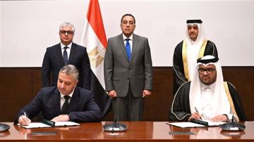 باستثمارات 200 مليون دولار.. توقيع عقد مشروع قطري لإنتاج وقود الطائرات المستدام بالسخنة 