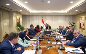 وزير قطاع الأعمال المصري: تطوير الشركات التابعة وتعزيز الحوكمة لدعم الإنتاجية