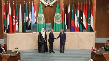 إبراهيم صابر يفوز بجائزة التميز الحكومى كأفضل محافظ عربي 2025