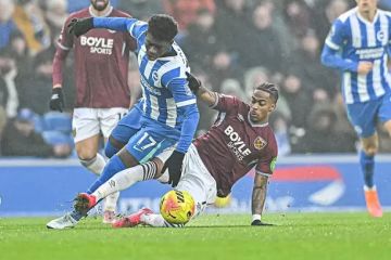 الدوري الإنجليزي.. برايتون يخطف نقطة ثمينة أمام وست هام في اللحظات الأخيرة الدوري الإنجليزي.. برايتون يخطف نقطة ثمينة أمام وست هام في اللحظات الأخيرة