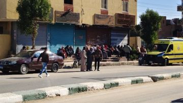 إبعاد مندوبي وأنصار المرشحين من أمام اللجان الانتخابية في الوادي الجديد