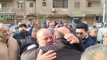 بحضور شوقي غريب جنازة شعبية لنجم غزل المحلة صابر عيد .. صور بحضور شوقي غريب جنازة شعبية لنجم غزل المحلة صابر عيد .. صور