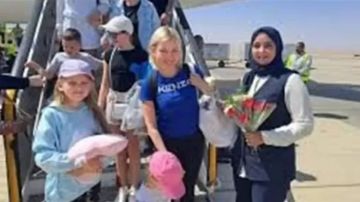 مطار الغردقة يستقبل اليوم 21 ألف سائح مطار الغردقة يستقبل اليوم 21 ألف سائح