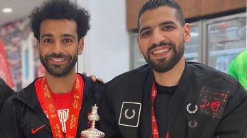 الكينج .. مؤمن زكريا يوجه رسالة قوية لـ أرني سلوت بسبب صلاح