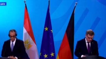 لجنة اقتصادية مشتركة بين البلدين.. أبرز تصريحات وزير الخارجية خلال المؤتمر الصحفي مع نظيره الألماني لجنة اقتصادية مشتركة بين البلدين.. أبرز تصريحات وزير الخارجية خلال المؤتمر الصحفي مع نظيره الألماني