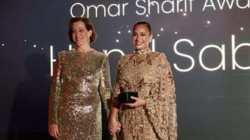 هند صبري تحصد جائزة عمر الشريف في مهرجان البحر الأحمر السينمائي هند صبري تحصد جائزة عمر الشريف في مهرجان البحر الأحمر السينمائي