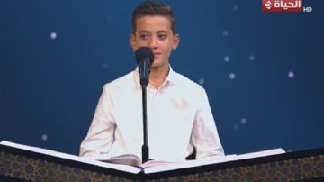 د. طه عبد الوهاب لمتسابق: أوعى تتغر وابقى سلم علينا د. طه عبد الوهاب لمتسابق: أوعى تتغر وابقى سلم علينا