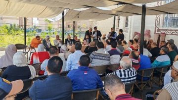 جهاز مدينة بدر يعقد لقاءا موسعا مع سكان حي زهرة العاصمة جهاز مدينة بدر يعقد لقاءا موسعا مع سكان حي زهرة العاصمة