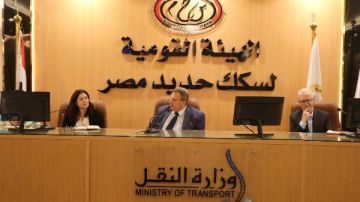 رئيس هيئة السكة الحديد يبحث مع شركة وابتك العالمية تطوير منظومة صيانة الجرارات بورشة مهمشة رئيس هيئة السكة الحديد يبحث مع شركة وابتك العالمية تطوير منظومة صيانة الجرارات بورشة مهمشة