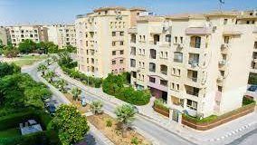 ياسر عبدالحليم يجتمع بسكان زهرة أكتوبر لبحث وحل أبرز التحديات