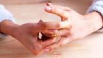 التفكير في الطلاق.. الإفتاء تحذر الزوجين من اعتباره حلا لـ5 أسباب التفكير في الطلاق.. الإفتاء تحذر الزوجين من اعتباره حلا لـ5 أسباب