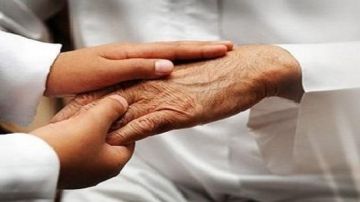 حازم مبروك عطية يوضح أثر صلة الرحم على بركة العمر