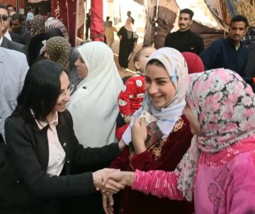 محافظ البحيرة تتفقد اللجان الانتخابية بمركز دمنهور وتدعو المواطنين للمشاركة محافظ البحيرة تتفقد اللجان الانتخابية بمركز دمنهور وتدعو المواطنين للمشاركة